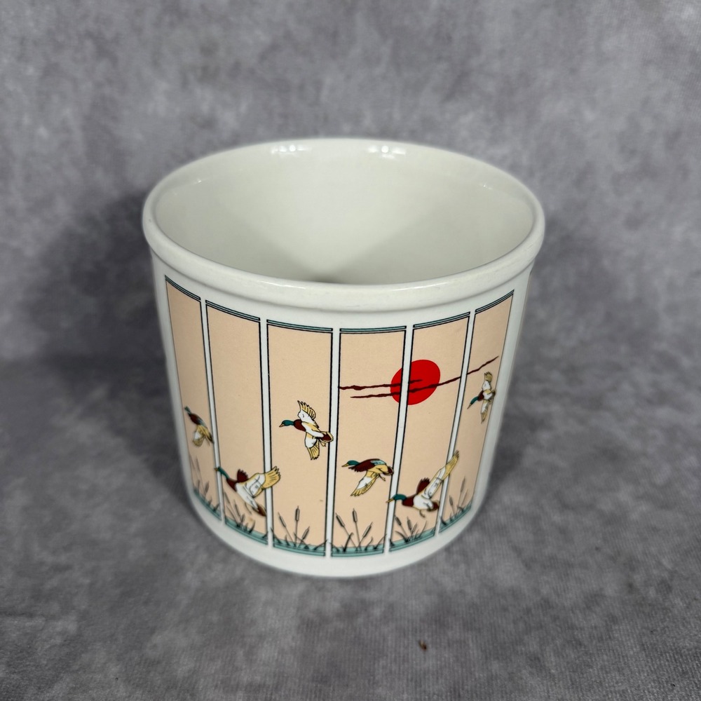 VTG 1986‎ INARCO Mallard Ducks Planter Crock Ceramic Flying Birds Sun Korea